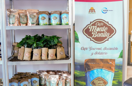 Sur Futuro participa con su marca Café Monte Bonito en el  4to. Encuentro Nacional Mujeres en Exportación