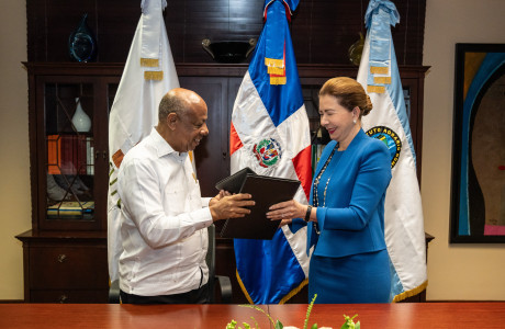 Sur Futuro y el Instituto Agrario Dominicano acuerdan proyectos de desarrollo para la región Enriquillo